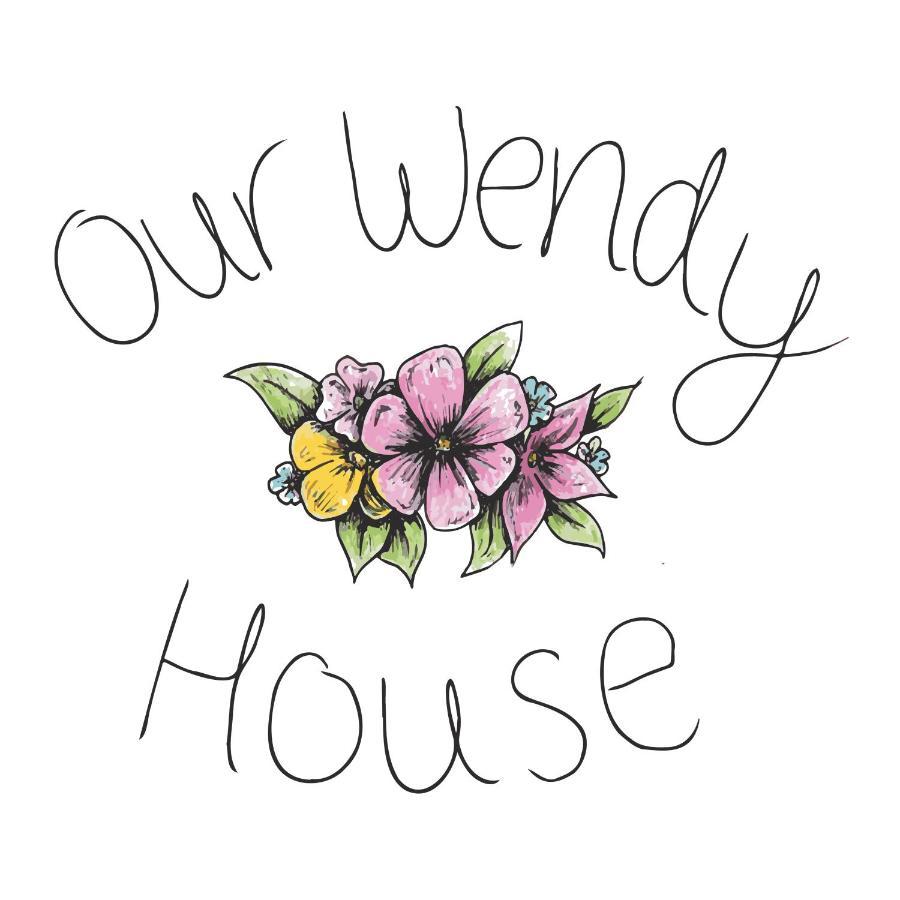 Вилла Our Wendy House Холсворти Экстерьер фото